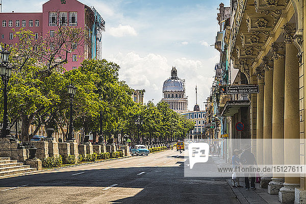 El Capitolio und Paseo del Prado in La Habana (Havanna)  Kuba  Westindien  Karibik  Mittelamerika