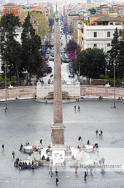 Piazza del Popolo  Egyptian obelisk and Four lions' fountain  Rome  Lazio  Italy  Europe