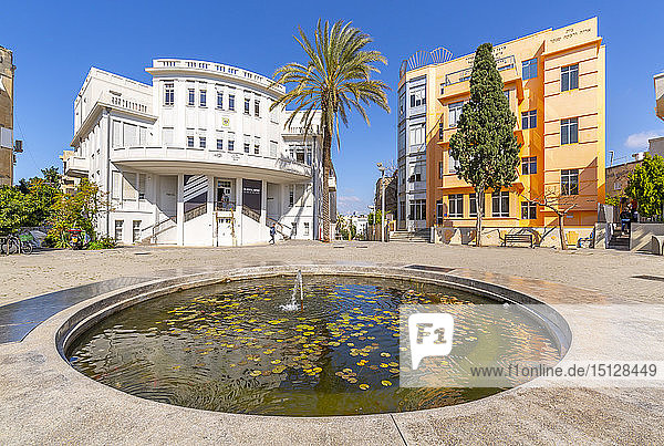 View of Beit ha'ir local history Museum and Felicia Blumental Music Center and Library, Tel Aviv, Israel, Middle East
