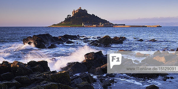 Winter dawn looking at St. Michael's Mount in Marazion  Cornwall  England  United Kingdom  Europe
