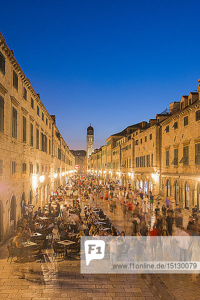 Abend in der Altstadt  UNESCO-Weltkulturerbe  Dubrovnik  Kroatien  Europa