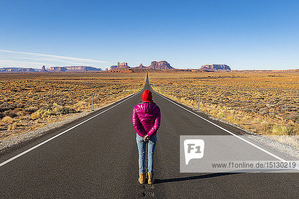 The road leading up to Monument Valley Navajo Tribal Park on the Arizona-Utah border  United States of America  North America