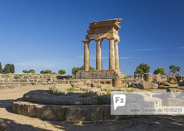 Reconstructed section of the Temple of Castor and Pollux  UNESCO World Heritage Site  Valley of the Temples  Agrigento  Sicily  Italy  Mediterranean  Europe