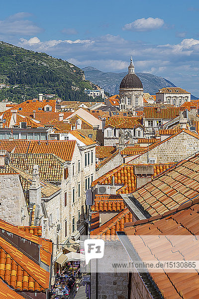View of red rooftops and Dubrovnik Cathedral  Dubrovnik Old Town  UNESCO World Heritage Site  and Adriatic Sea  Dubrovnik  Dalmatia  Croatia  Europe