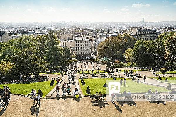 Blick von Sacre Coeur auf die Stadt  Montmartre  Paris  Frankreich  Europa
