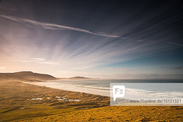 Traigh Eais mit Blick nach Süden  vom Beinn Eolaigearraidh Mhor aus gesehen  Barra  Äußere Hebriden  Schottland  Vereinigtes Königreich  Europa
