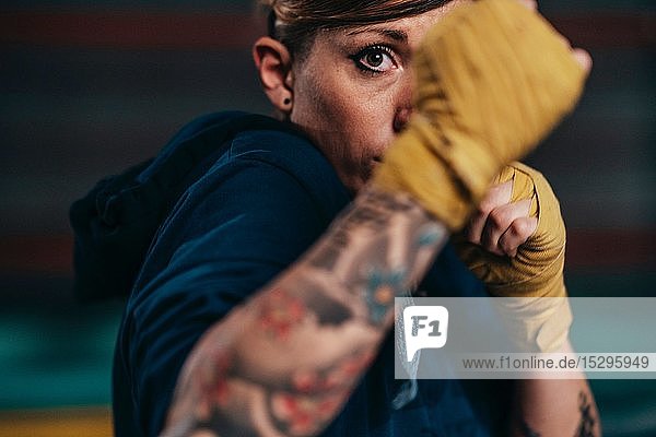 Boxer-Training im Fitnessstudio