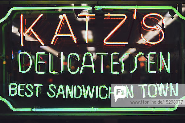 Neon sign Katz's Delicatessen  Manhattan  New York City  USA