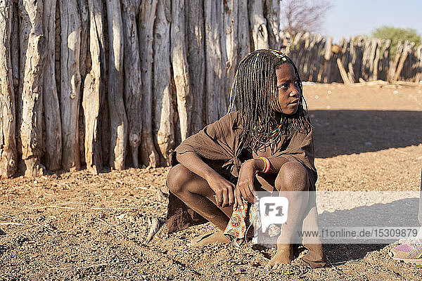 Young Muhacaona girl  Oncocua  Angola