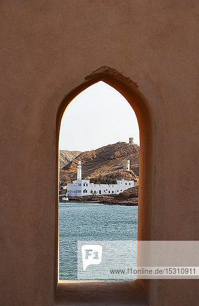 Blick auf die Moschee in Sur Oman