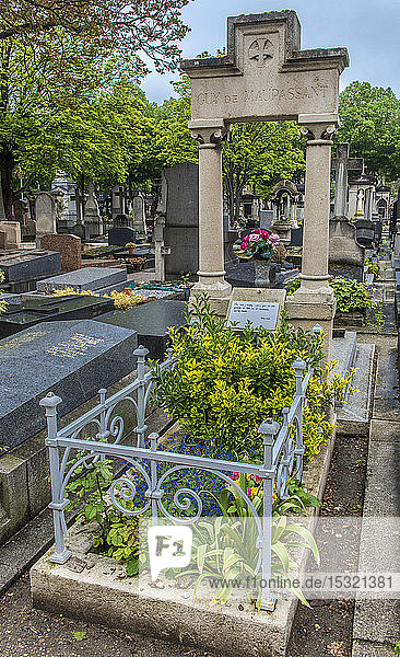 Frankreich  14. Arrondissement von Paris  Friedhof Montparnasse  Grabstätte des Schriftstellers Guy de Maupassant (1850-1893)