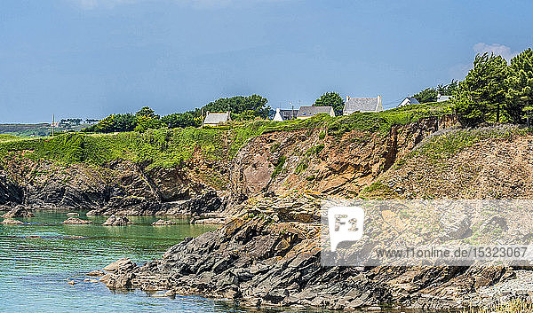 Frankreich  Bretagne  Halbinsel Crozon  Telgruc sur Mer  Küstenweg GR34 zwischen l'Ile de l'Aber und dem Strand von Trez-Bellec