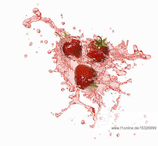 Erdbeeren mit einem Spritzer Saft