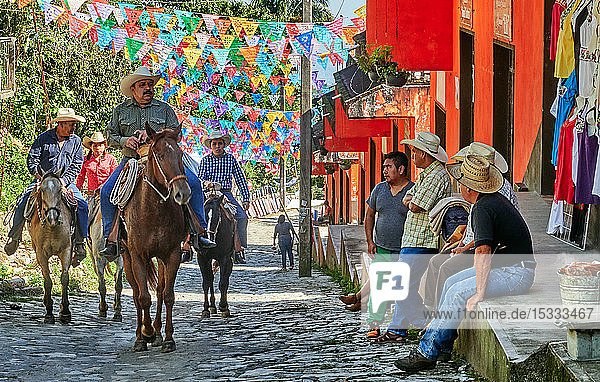 Mexico  Jonotla  The main street of Jonotla in celebration for the pilgrimage