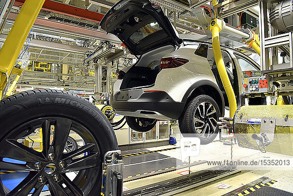Modern automatized car production in a factory