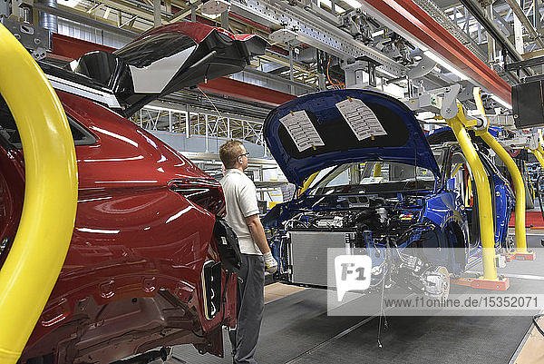 Modern automatized car production in a factory
