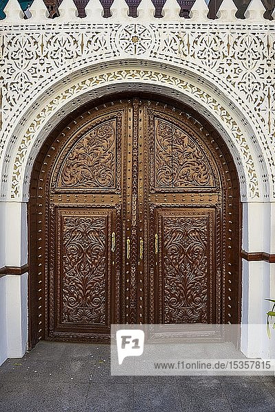 Dekorierte Holztür Al Taybat City Museum Altstadt Unesco Weltkulturerbe Jeddah Saudi-Arabien Asien