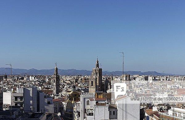 Panorama  city view  Ciutat Vella  old town  church towers Micalet and Santa Caterina  view from Mirador Ateneo Mercantil  Valencia  Spain  Europe