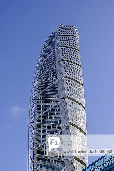 Turning Torso  futuristischer Wohnturm  höchstes Gebäude in Skandinavien  Architekt Santiago Calatrava  Malmö  Skane  Skåne län  Schweden  Europa