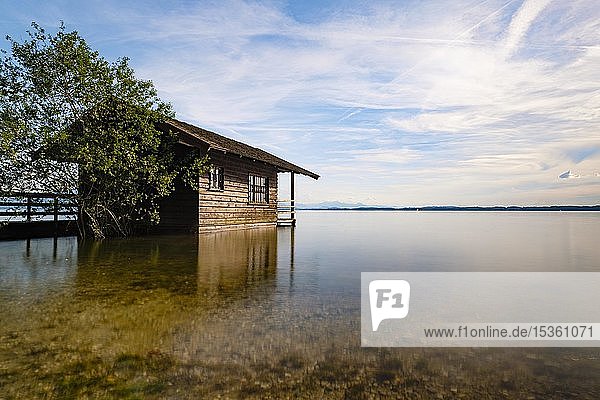 Bootshaus am Chiemsee Chiemgau Bayern Deutschland Europa