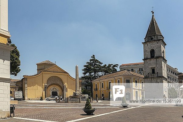 Kirche Santa Sofia Benevento  Archäologisches Museum  offizieller Kandidat der Unesco Kampanien  Italien  Europa