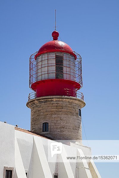 Leuchtturm Cabo de Sao Vicente Kap Sankt Vinzenz Südwestlichster Punkt Europas Algarve Portugal Europa