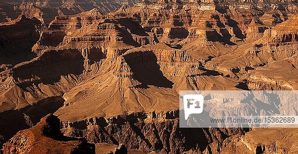 Eroded rocks  Canyon landscape  Grand Canyon in the evening light  South Rim  Grand Canyon National Park  Arizona  USA  North America