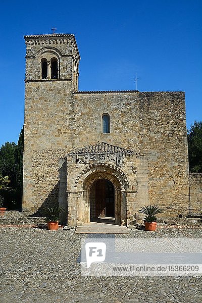 Alte Kirche Santa Maria dell'Anglona Basilikata Italien Europa