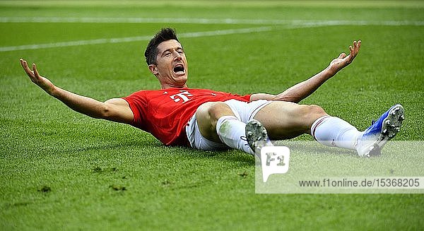 Torjubel Robert Lewandowski FC Bayern München 76. DFB-Pokalfinale RB Leipzig RBL gegen FC Bayern München FCB Olympiastadion Berlin Deutschland Europa
