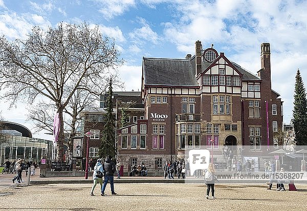 Moco Museum Museumplein Amsterdam Nordholland Niederlande Europa