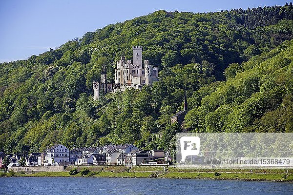 Schloss Stolzenfels neugotische Hangburg bei Koblenz Oberes Mittelrheintal Rheinland-Pfalz Deutschland Europa