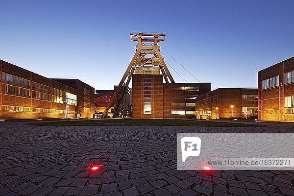 Zeche Zollverein with the winding tower of shaft XII in the evening  Essen  Ruhr area  North Rhine-Westphalia  Germany  Europe