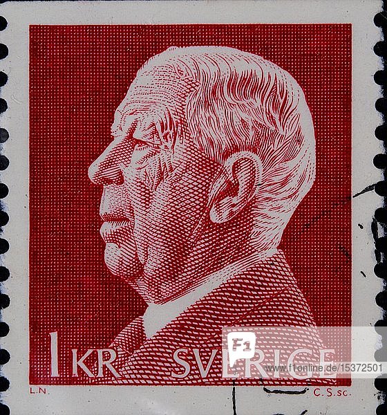 König Gustaf VI Adolf  1882-1973  König von Schweden  Porträt auf einer schwedischen Briefmarke  Schweden  Europa