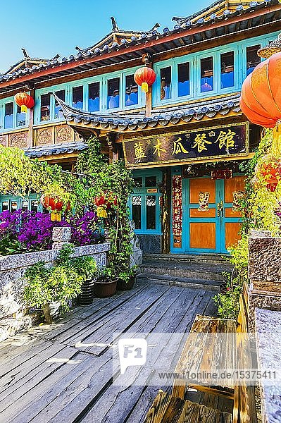 Traditionelle Hausfassade  Naxi-Minderheit  Lijiang  Yunnan  Südwestchina  China  Asien