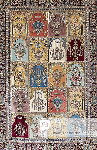 Verschnörkelter Suzani-Teppich  Buchara  Usbekistan  Asien
