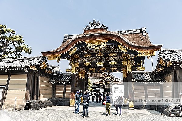 Ninomaru-Tor  Nij? Burg  ehemalige Shogunatsburg  Kyoto  Japan  Asien