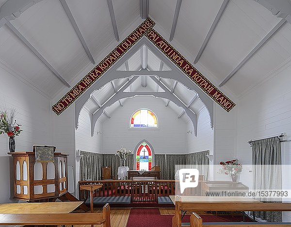 Innenaufnahme der christlichen weißen Maori-Kirche in Raukokore  East Cape  Nordinsel  Neuseeland  Ozeanien