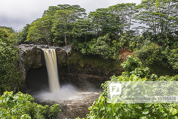 USA  Hawaii  Big Island  Hilo  Rainbow Falls