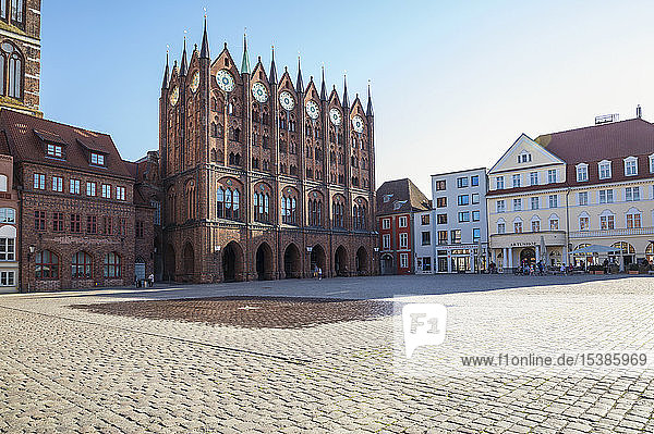 Deutschland  Mecklenburg-Vorpommern  Mecklenburg-Vorpommern  Stralsund  Altstadt  Rathaus  alter Markt