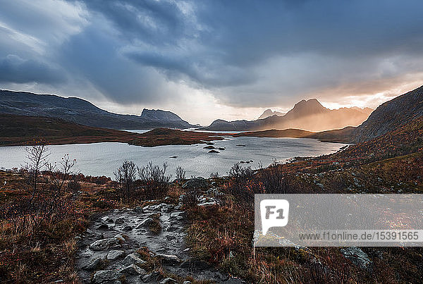 Norwegen Lofoten-Inseln nahe Kvalvika Beach