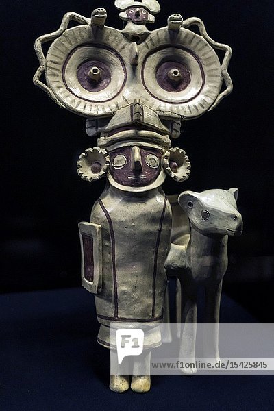Peruvian pre-Columbian ceramics Chancay culture (1200 to 1470 AC). Amano museum Lima Peru.