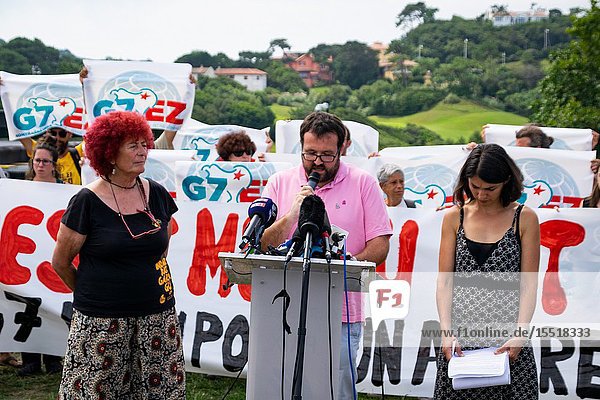 August 28 2019 - Members of G7 EZ and others groups against G7 organized a demonstration in front of Cité de l'Océan in Biarritz for the conclusion of the G7.