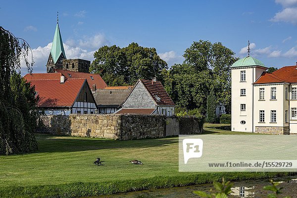 Herten Westerholt Germany North Rhine-Westphalia NRW Westphalia Ruhr area D-Herten D-Herten-Westerholt Old Village Westerholt Alte Freiheit Westerholt town wall residential houses catholic church Saint Martinus castle chapel Saint Martinus tower ruin moated castle Westerholt manor classicism castle hotel and restaurant ditch