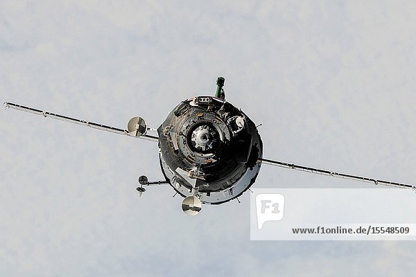 The Soyuz TMA-10M spacecraft approaches the International Space Station carrying Expedition 37 Soyuz Commander Oleg Kotov NASA Flight Engineer Michael Hopkins and Russian Flight Engineer Sergey Ryazanskiy. The Soyuz docked to the Poisk Mini-Research Module 2 (MRM2) at 10:45 p.m. (EDT) on Sept. 25 2013.