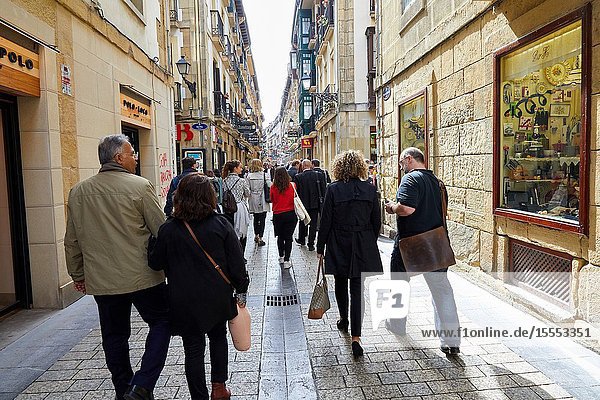 Group of tourists Old town San Sebastian Donostia Gipuzkoa Basque Country Spain Europe