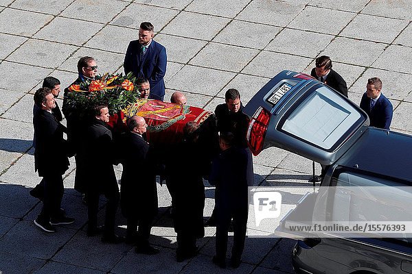Family of Dictator attends to the Exhumation of the body of Francisco Franco at Catholic Basilica of the Valley of the Fallen on October 24 2019 in San Lorenzo de El Escoria Spain.The family carriage de rest of Francisco Franco to the Puma Helicopter..The body of dictator Gen. Francisco Franco has been exhumed from the grandiose mausoleum at the Valley of the Fallen before being transferred to cemeteryof Mingorrubio in a Pantheon next to the mortal remains of his wife Carmen Polo.