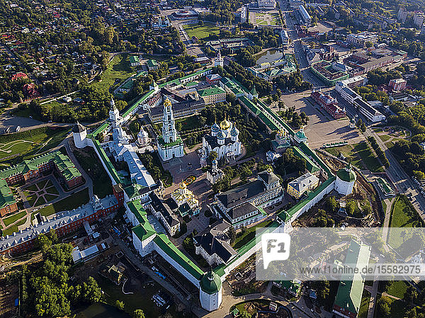 Luftaufnahme der Dreifaltigkeitslavra von St. Sergius  Moskau  Russland