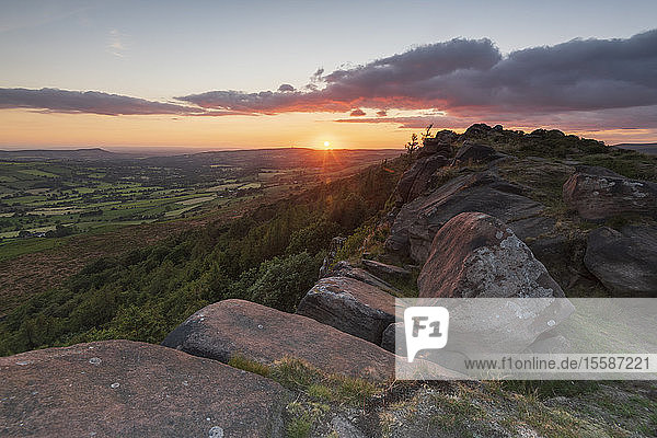 Sonnenuntergang bei The Roaches  Peak District National Park  Staffordshire  England  Vereinigtes Königreich