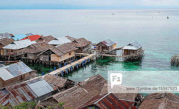 Kabalutan Dorf der Seezigeuner  Togian Inseln  Indonesien