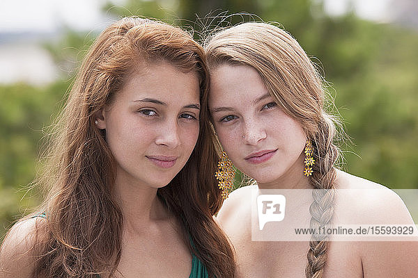 Portrait of two sisters together